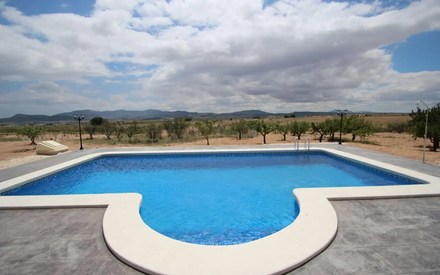 4-bedroom Detached Villa In Pinoso, Spain (150 M²)
