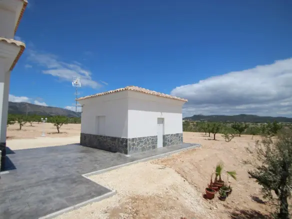 4-bedroom Detached Villa In Pinoso, Spain (150 M²)