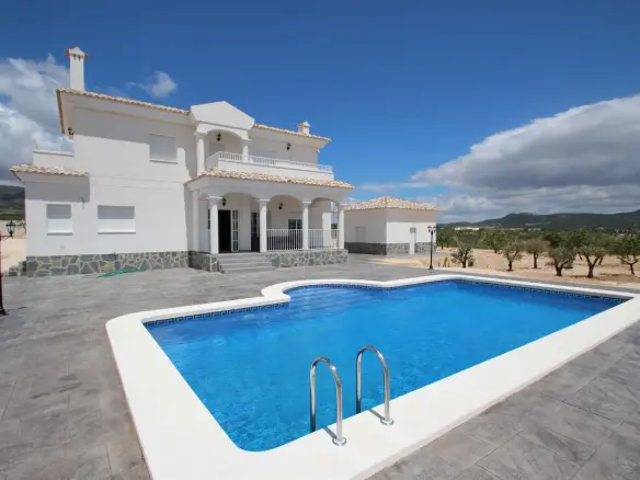 4-bedroom Detached Villa In Pinoso, Spain (150 M²)