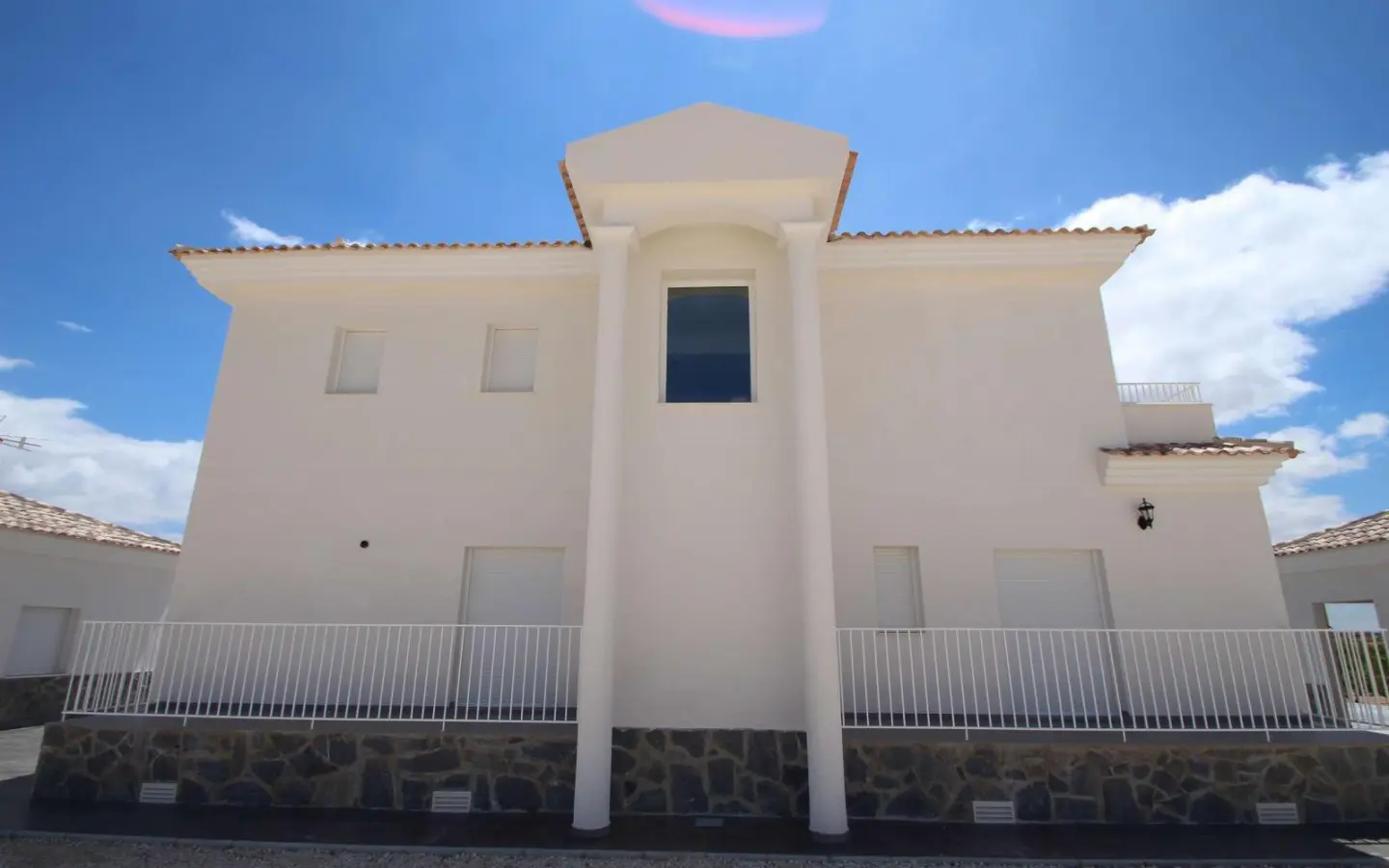 4-bedroom Detached Villa In Pinoso, Spain (150 M²)