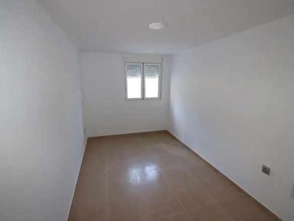 11-bedroom Commercial In Fortuna, Spain (500 M²)