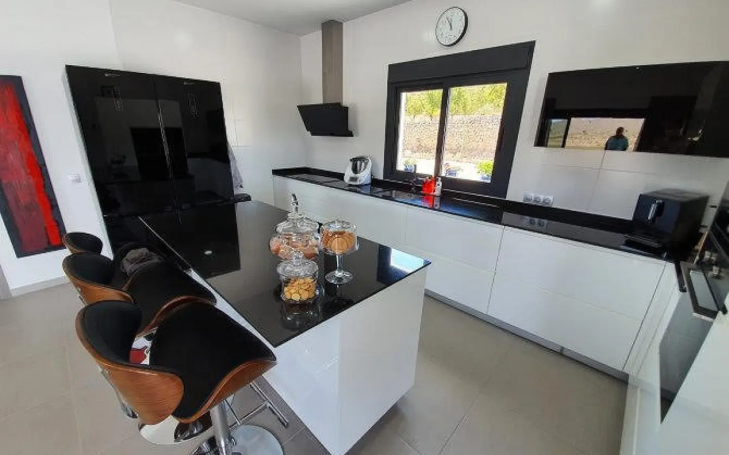 3-bedroom Detached Villa In Pinoso, Spain (215 M²)