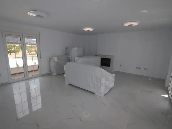 4-bedroom Detached Villa In Pinoso, Spain (180 M²)