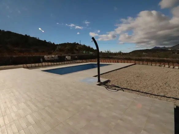 3-bedroom Detached Villa In Macisvenda, Spain (200 M²)