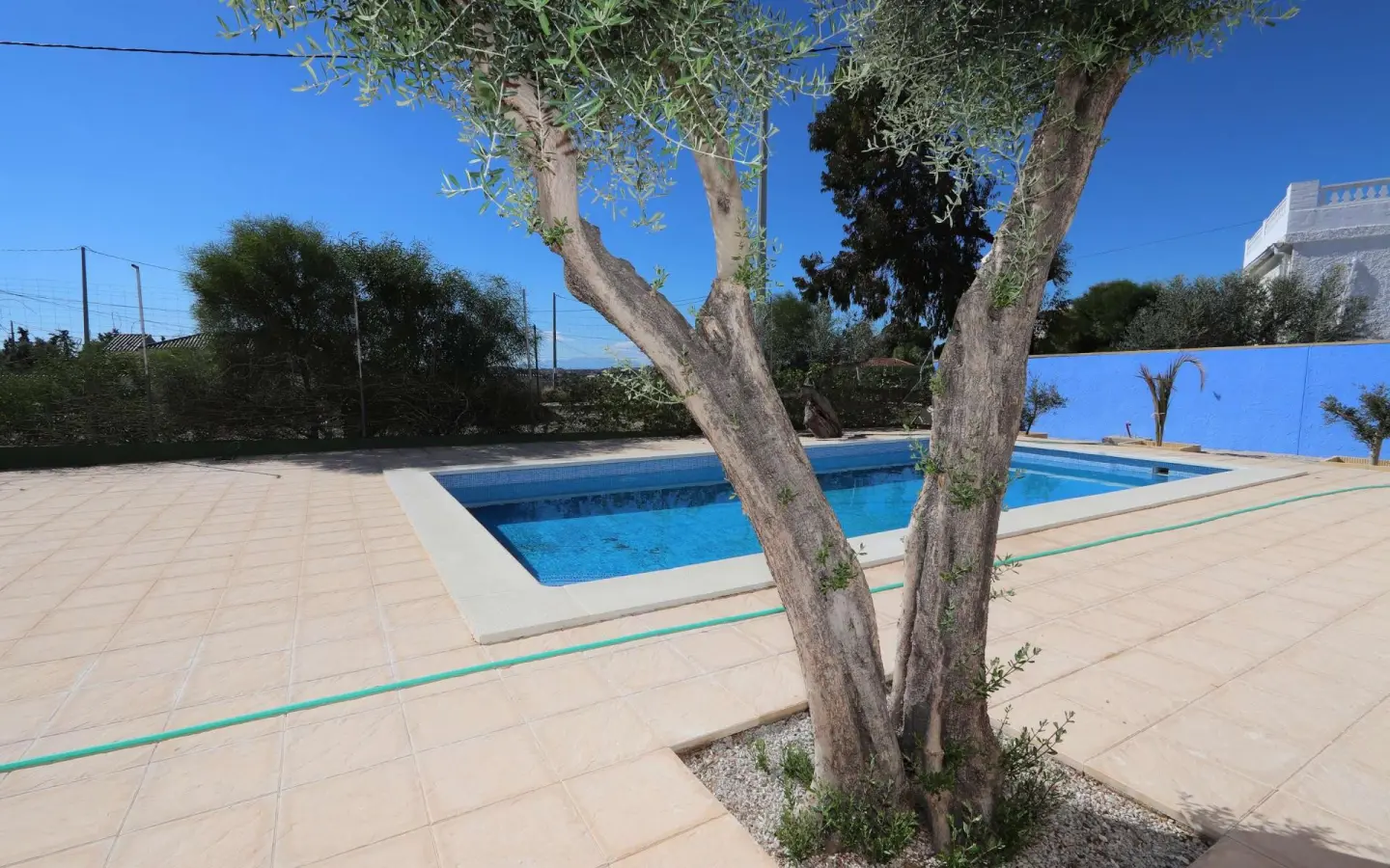 11-bedroom Commercial In Fortuna, Spain (500 M²)