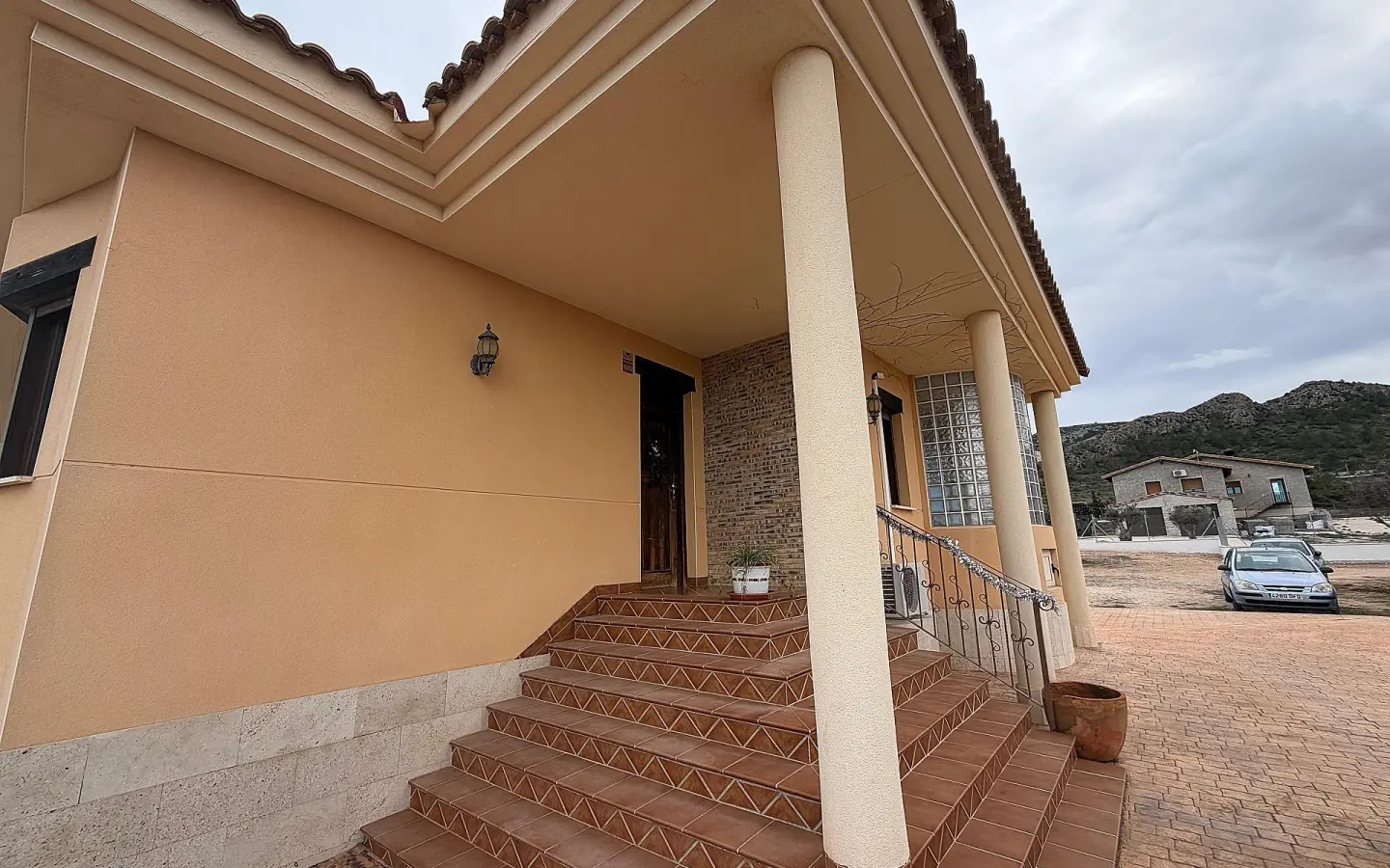 2-bedroom Country House In Yecla, Spain (188 M²)