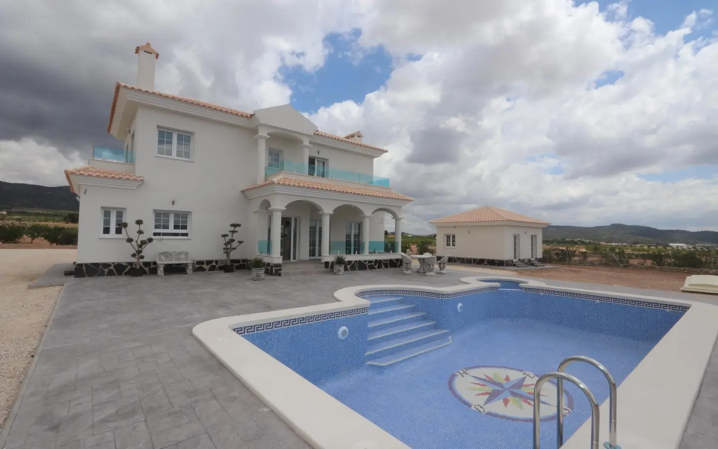 4-bedroom Detached Villa In Pinoso, Spain (180 M²)
