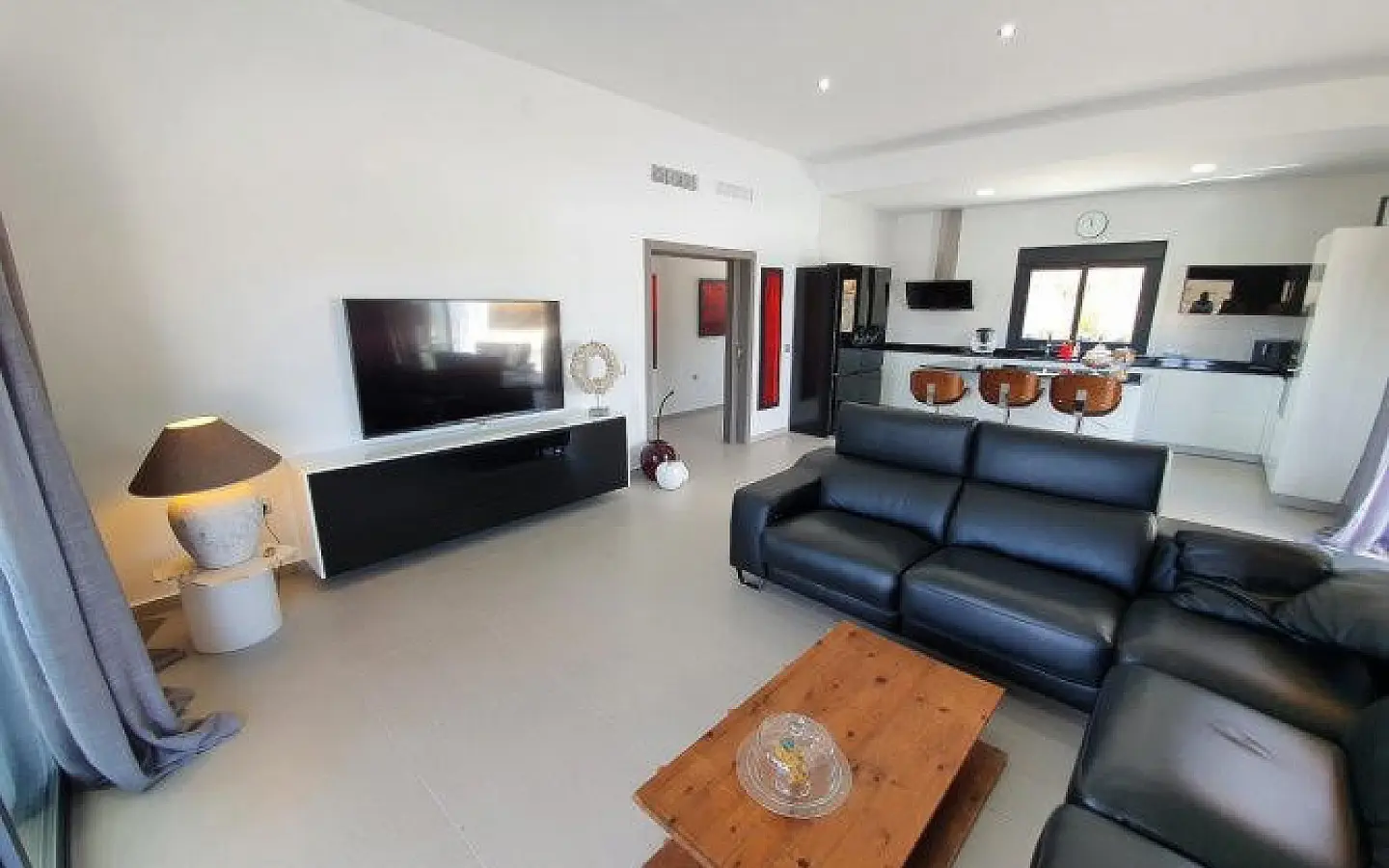 3-bedroom Detached Villa In Macisvenda, Spain (200 M²)