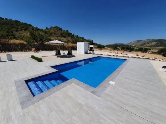 3-bedroom Detached Villa In Hondón De Las Nieves, Spain (200 M²)