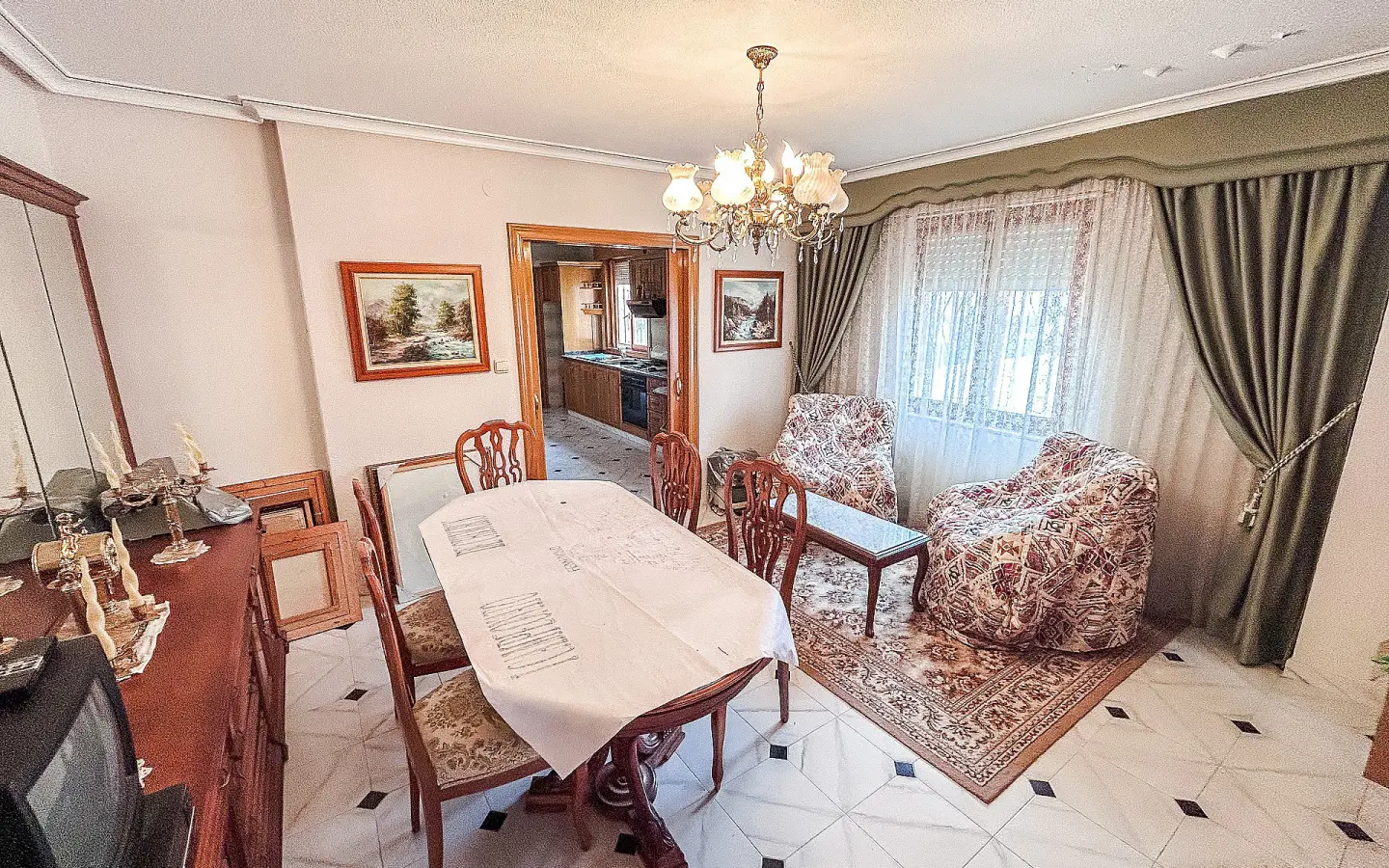 6-bedroom Restoration Project In Monovar, Spain (250 M²)