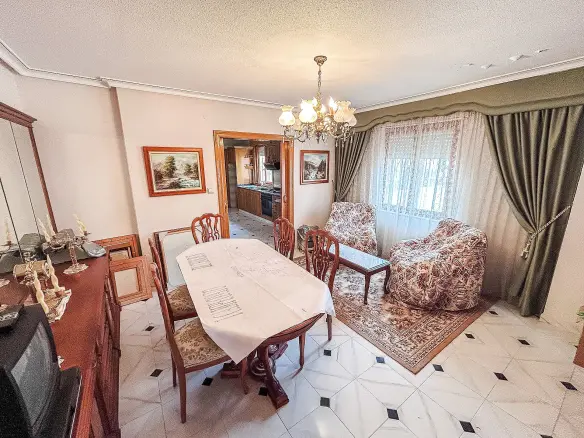 6-bedroom Restoration Project In Monovar, Spain (250 M²)