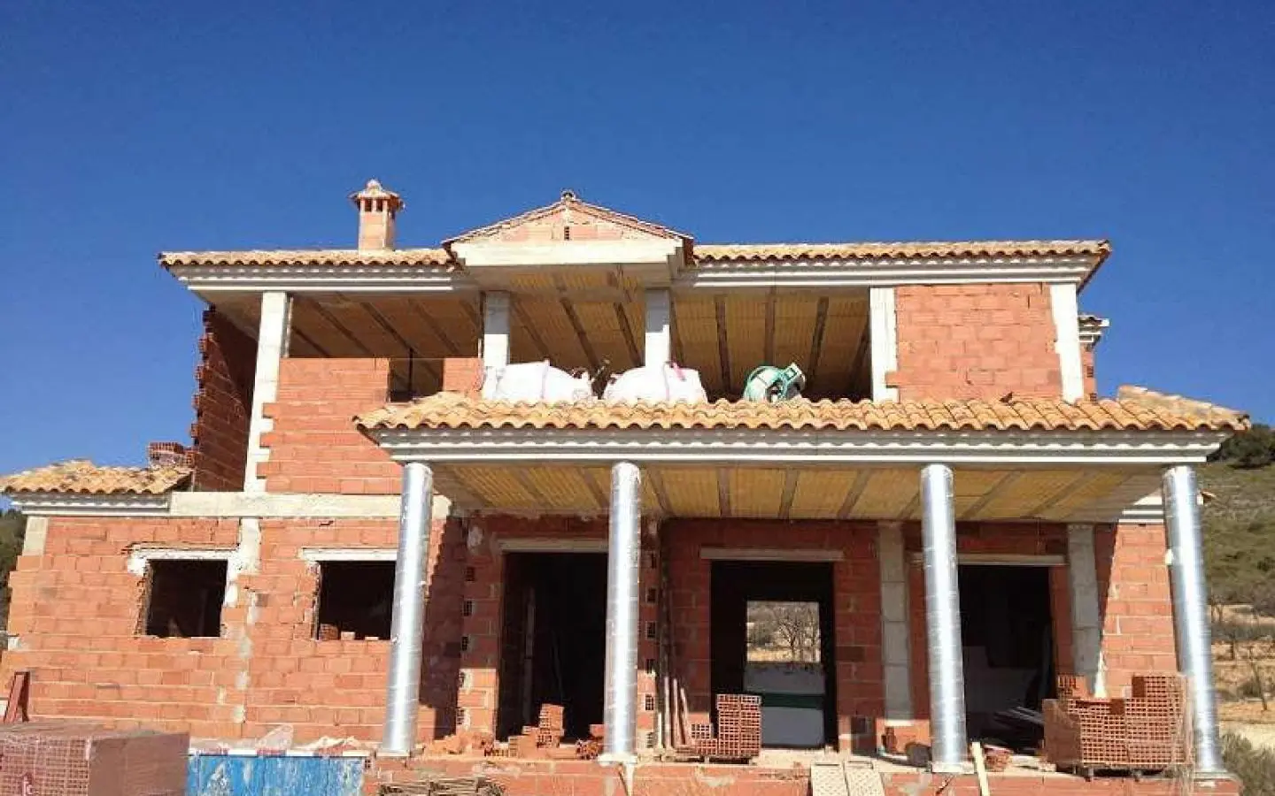 4-bedroom Detached Villa In Pinoso, Spain (150 M²)