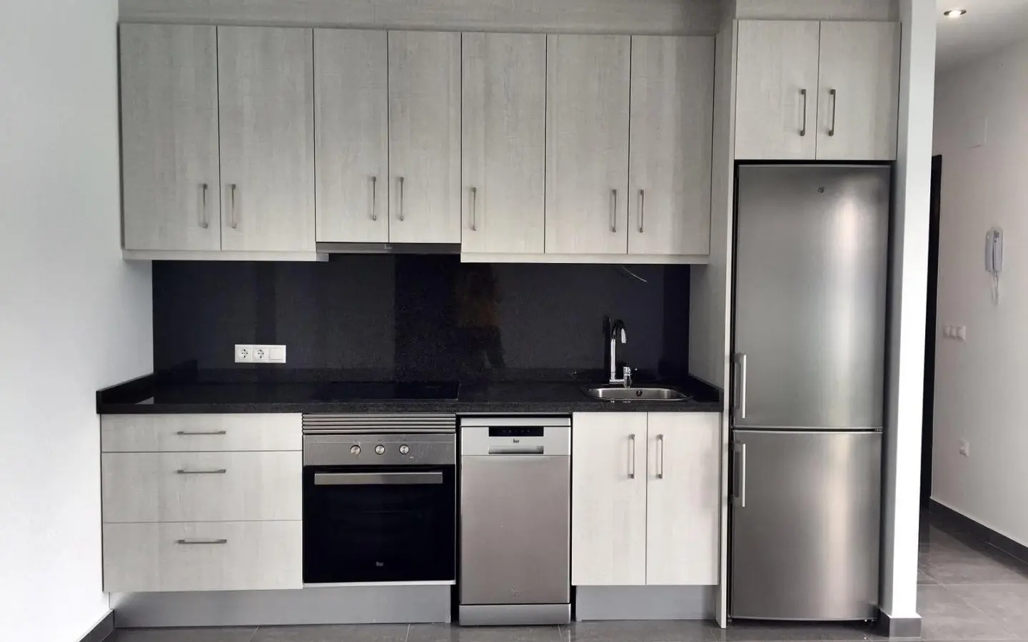 3-bedroom Detached Villa In Pinoso, Spain (150 M²)