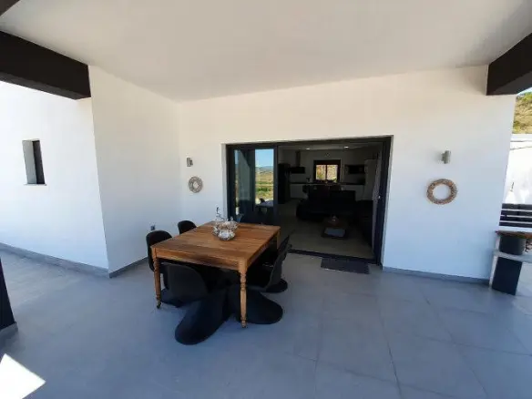 3-bedroom Detached Villa In Hondón De Las Nieves, Spain (200 M²)