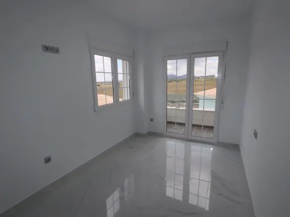4-bedroom Detached Villa In Pinoso, Spain (180 M²)