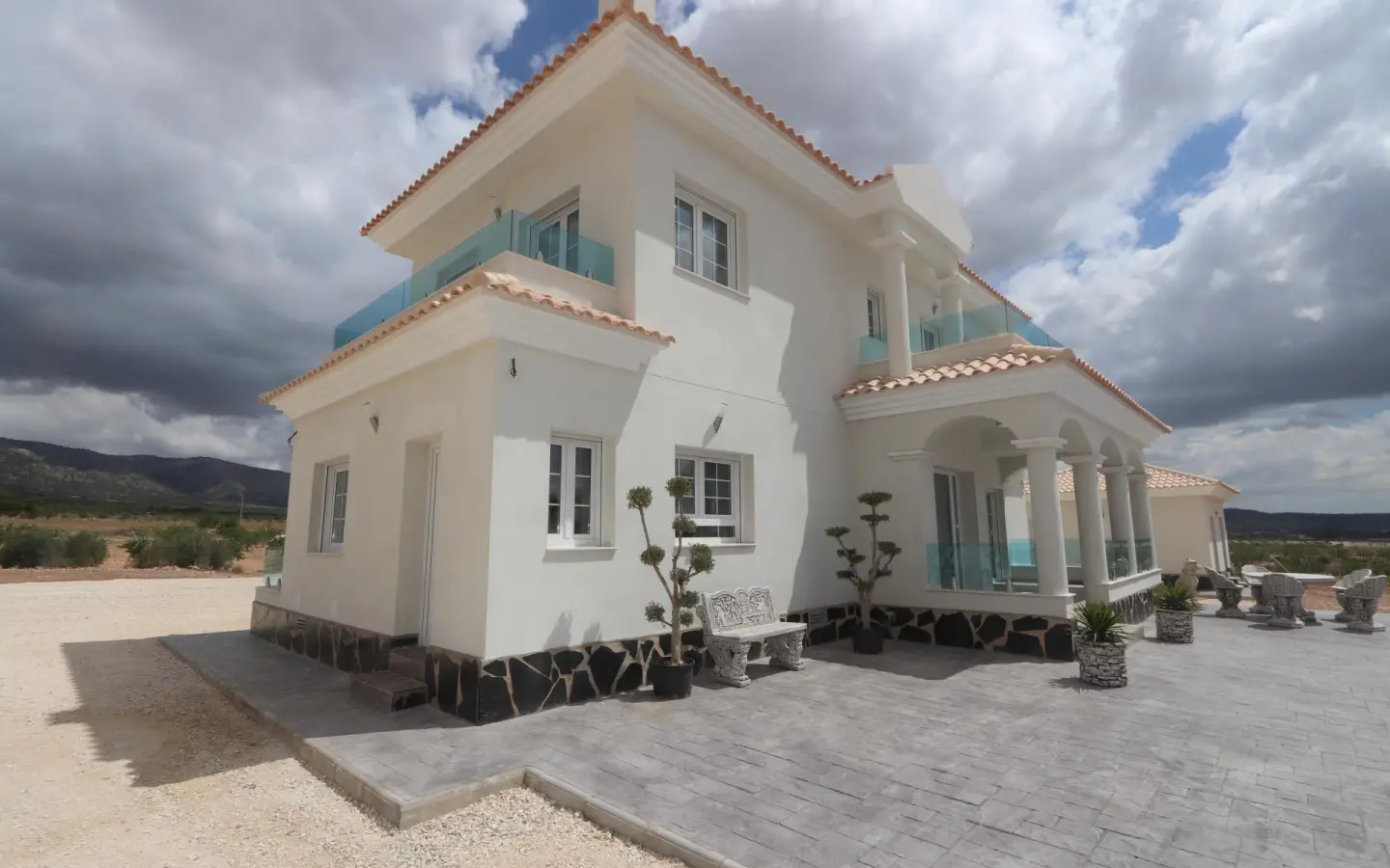 4-bedroom Detached Villa In Pinoso, Spain (180 M²)