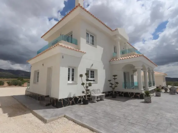 4-bedroom Detached Villa In Pinoso, Spain (180 M²)