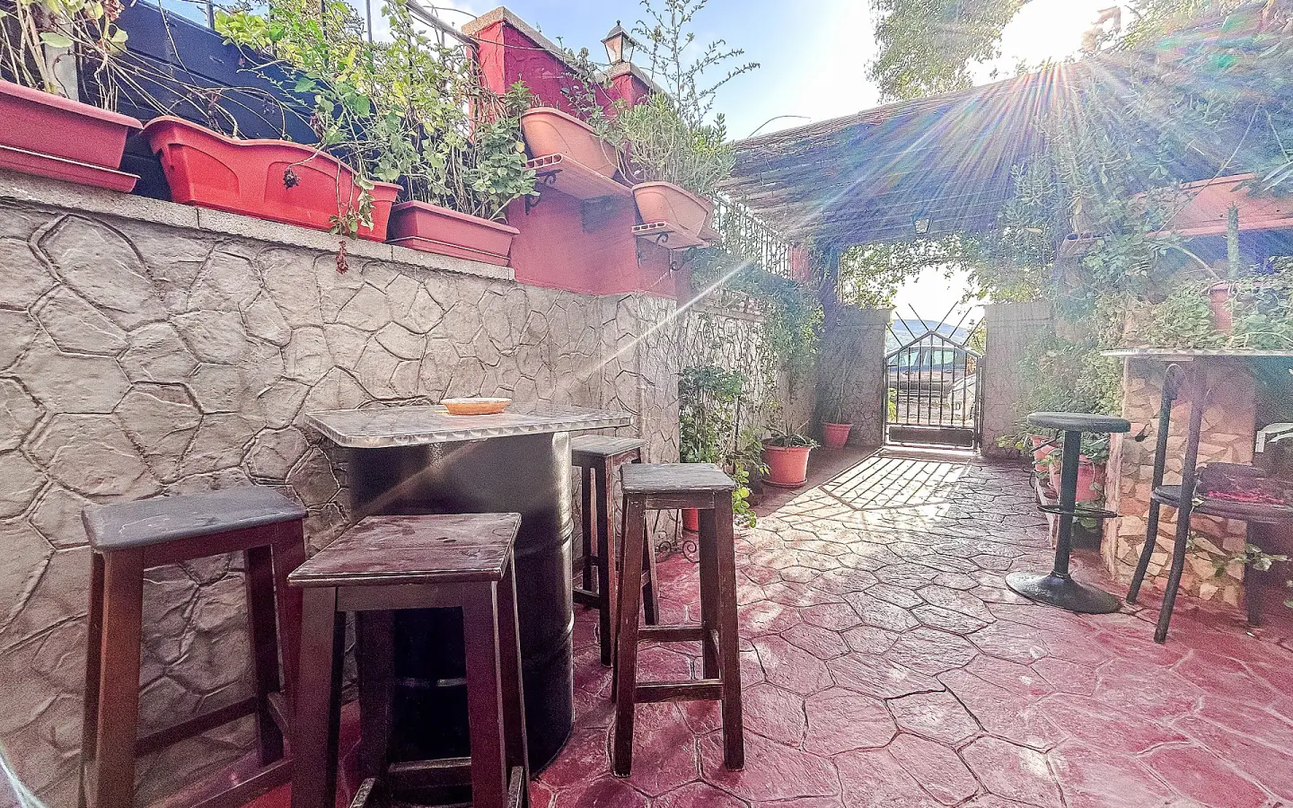 9-bedroom Semi In Sax, Spain (278 M²)