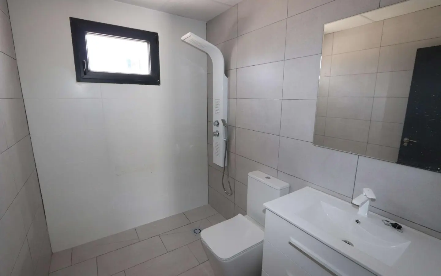 4-bedroom Detached Villa In Aspe, Spain (155 M²)