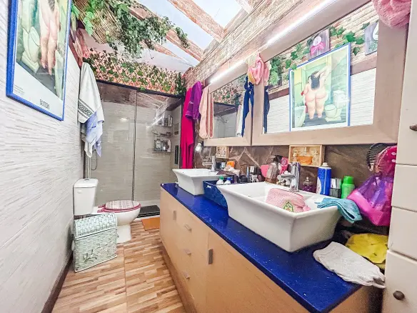 9-bedroom Semi In Sax, Spain (278 M²)