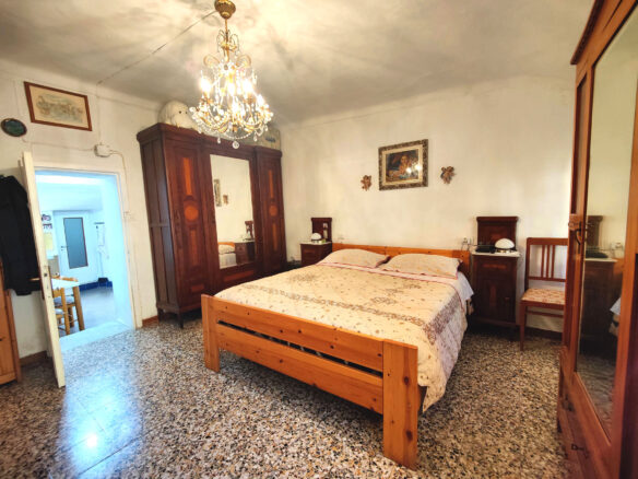 B65 Two-bedroom Apartment With Scenic Terrace In Ospedaletti