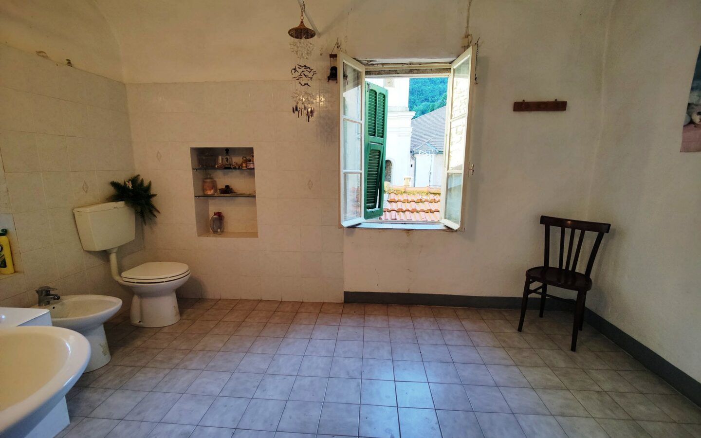 Tr64 Historic Townhouse In Central Ceriana With Unique Features