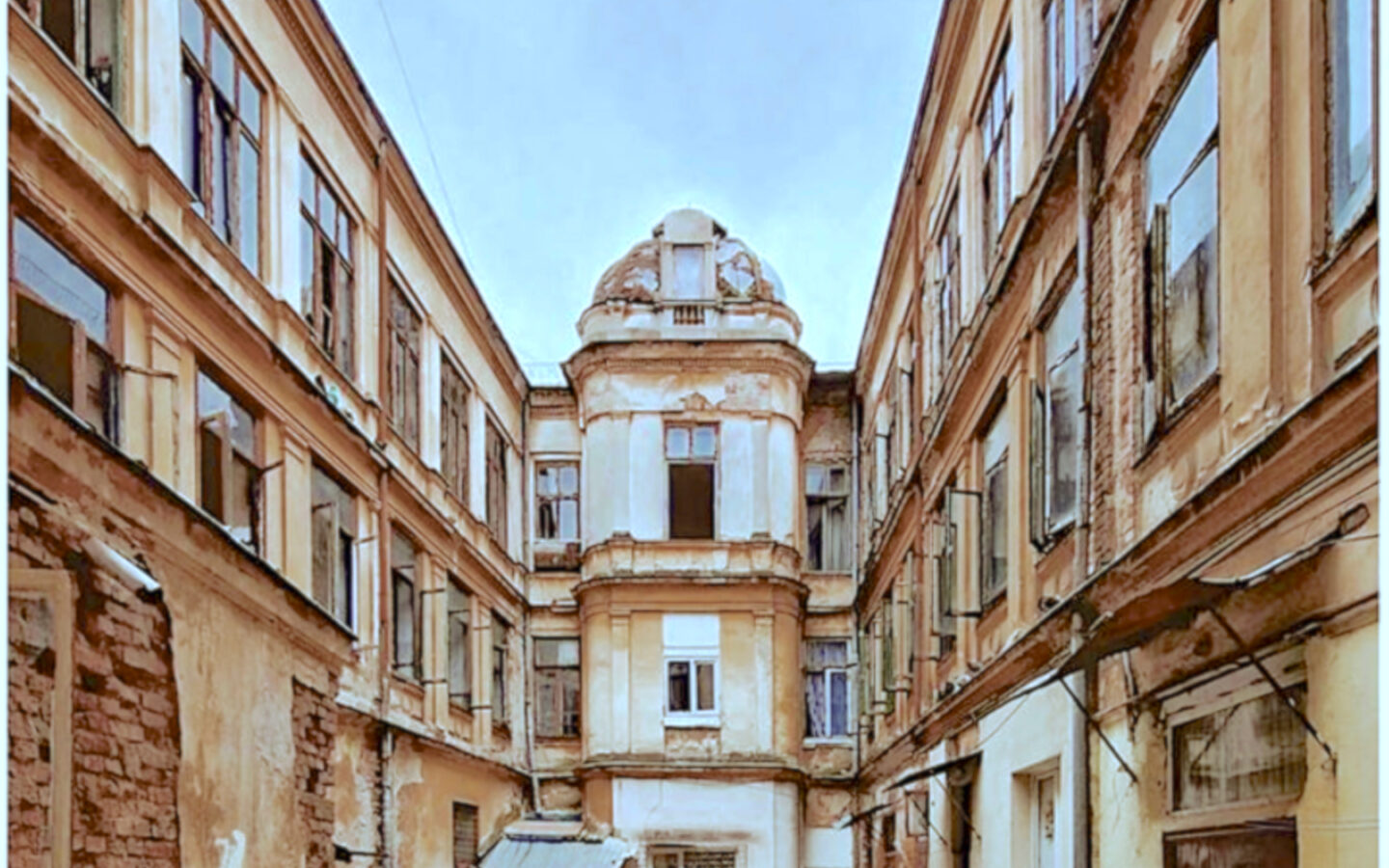 Historic Structure – Former Hotel In Bucharest’s Core