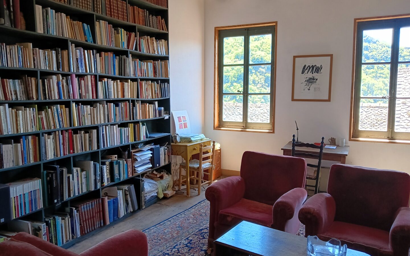 Maison Médiévale 250 M² Avec Vue Sur Abbatiale, 4 Chambres, Jardin Sans Vis-à-vis Et Ancienne échoppe