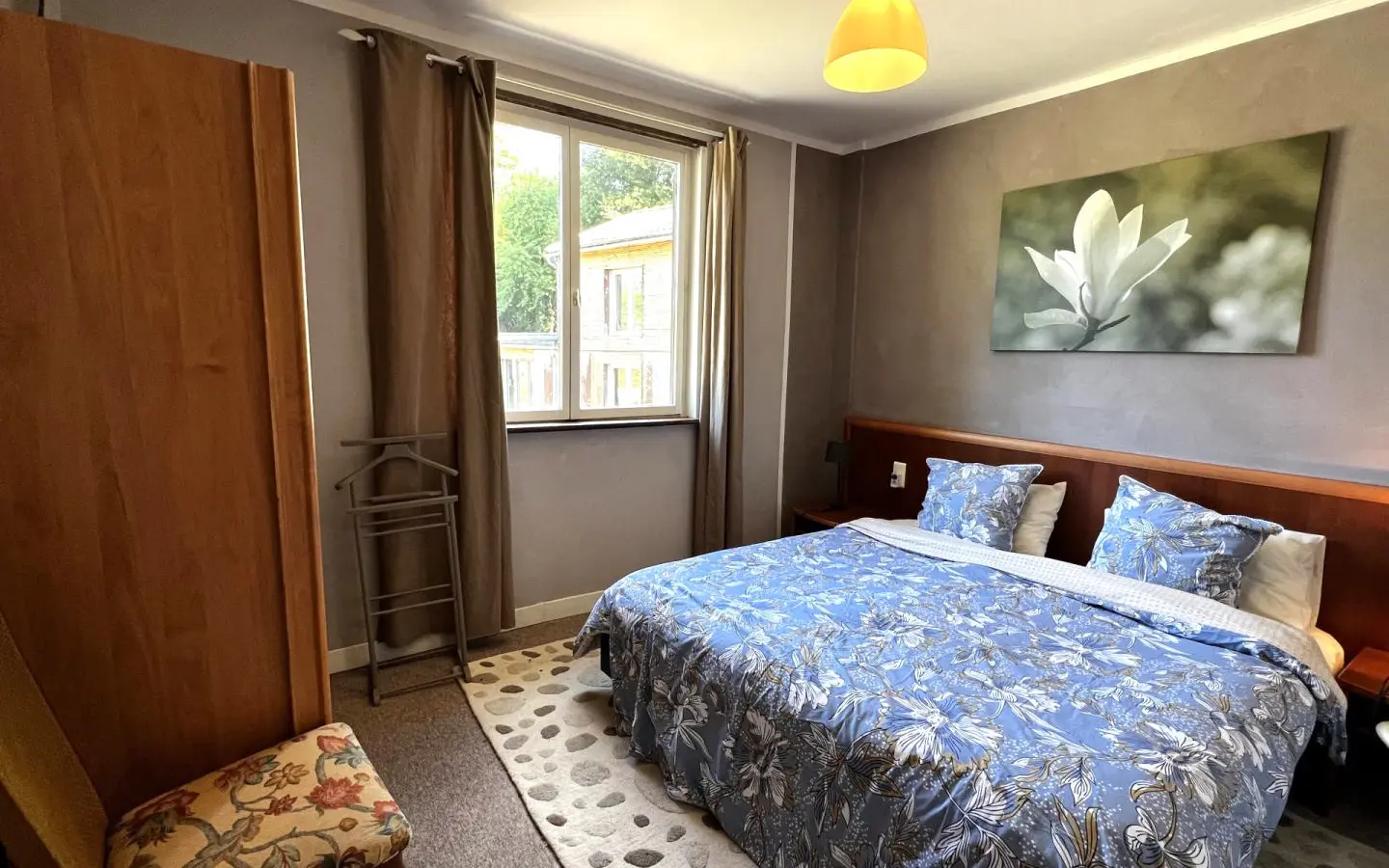 2-bedroom House In Saint-junien, France (173 M²)