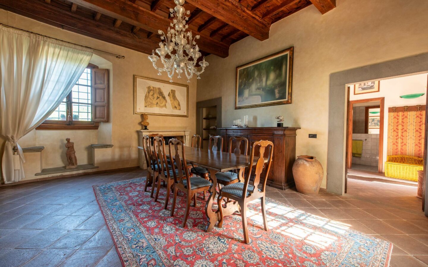 Villa Lucente With Historical Significance In Ideal Location