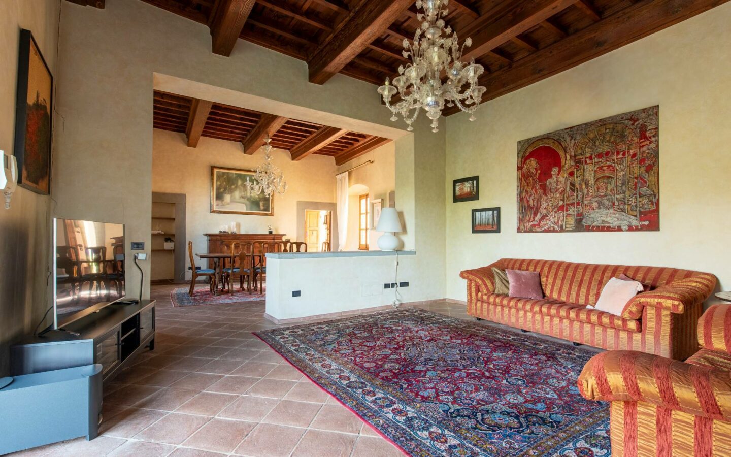 Villa Lucente With Historical Significance In Ideal Location