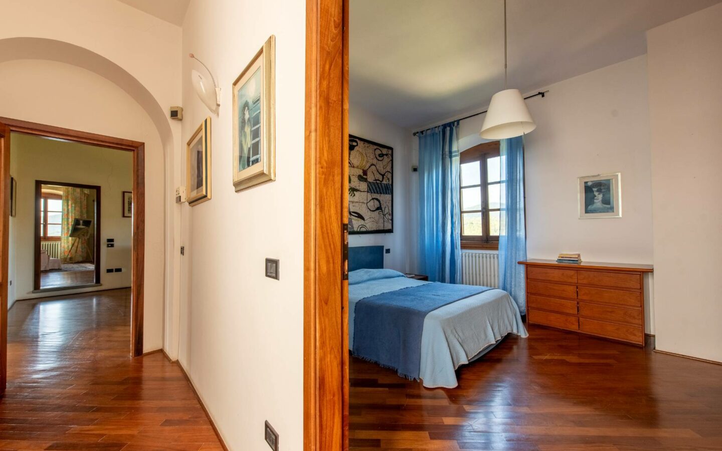 Villa Lucente With Historical Significance In Ideal Location