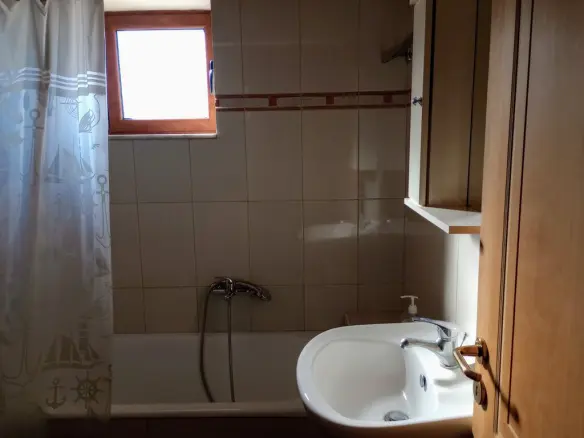 3-bedroom Detached House In Pirgos, Greece (153 M²)