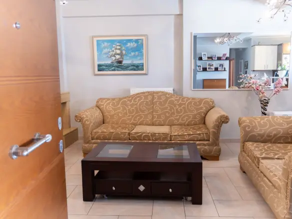 3-bedroom Flat In Agioi Anargiroi, Greece (120 M²)