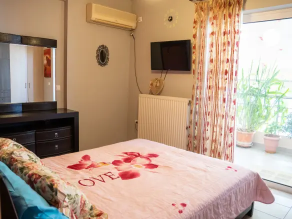 3-bedroom Flat In Agioi Anargiroi, Greece (120 M²)