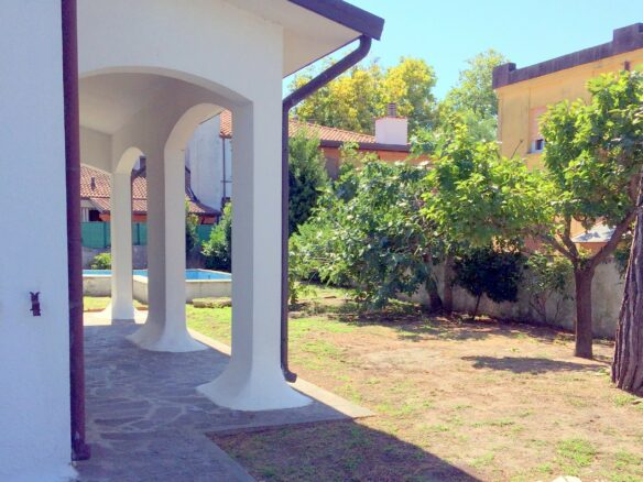 Ground Floor Villa With Garage In Lido Volano