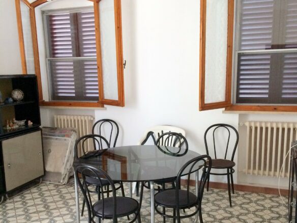 Ground Floor Villa With Garage In Lido Volano