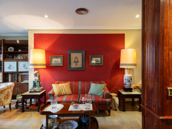 Apartment With Pool And Parking In Exterior Location