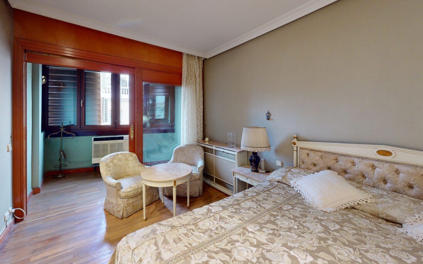 Apartment With Pool And Parking In Exterior Location