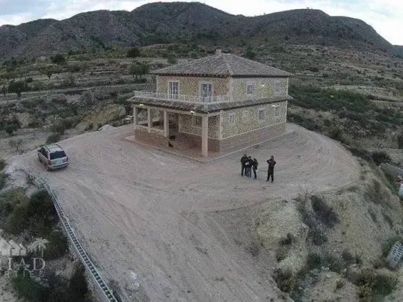 4-bedroom Finca In Macisvenda, Spain (289 M²)