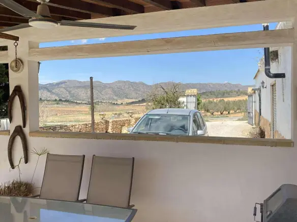 5-bedroom Finca In Yecla, Spain (514 M²)