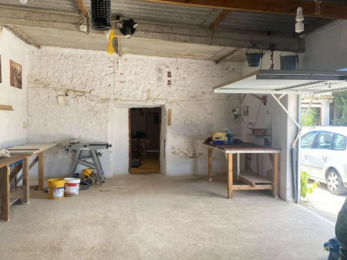 5-bedroom Finca In Yecla, Spain (514 M²)