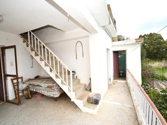 2 Bedroom House With Garden In Kritsa Village, East Crete