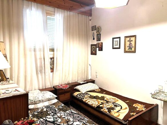 2 Bedroom House. Garden Mountain Village, East Crete