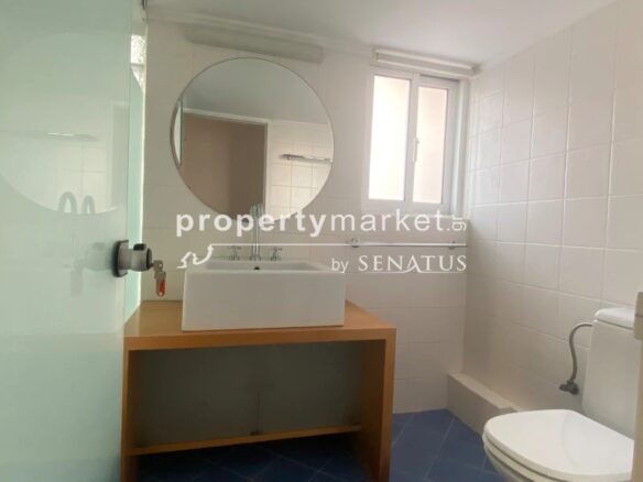 Fully Renovated Apartment In Prime Location 100 M²