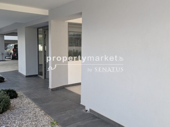 Newly Constructed Seventh-floor Apartment In Prime Location