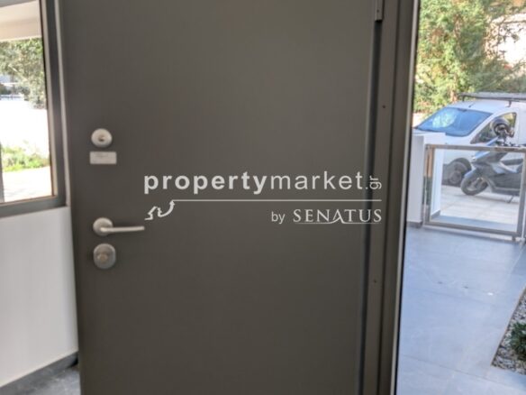 Newly Constructed Seventh-floor Apartment In Prime Location