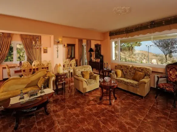 Villa In Gorgolaini, Greece (582 M²)