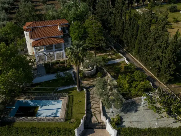 3-bedroom Detached House In Anthidonos, Greece (250 M²)