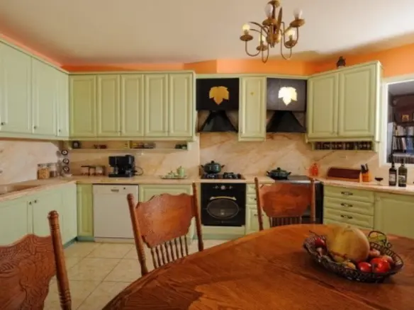 Villa In Gorgolaini, Greece (582 M²)
